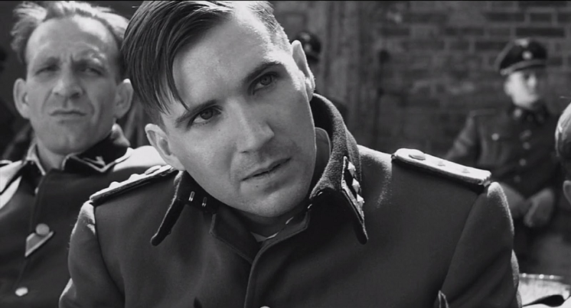 Ральф Файнс Амон Гьот Список Шиндлера 